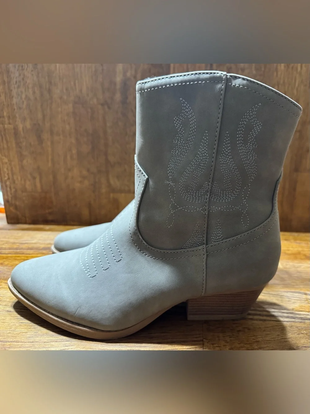 Women's Grey Suede Western Ankle Boots
